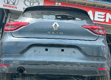 RENAULT CLİO 5 ARKA BAGAJ KAPAĞI - STOP - TAMPON