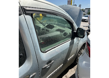Renault Kangoo 3 ÖN SAĞ KAPI